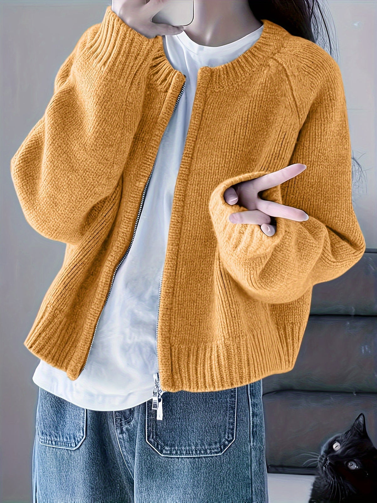 NOËLLE™ | Warm and Versatile Cardigan