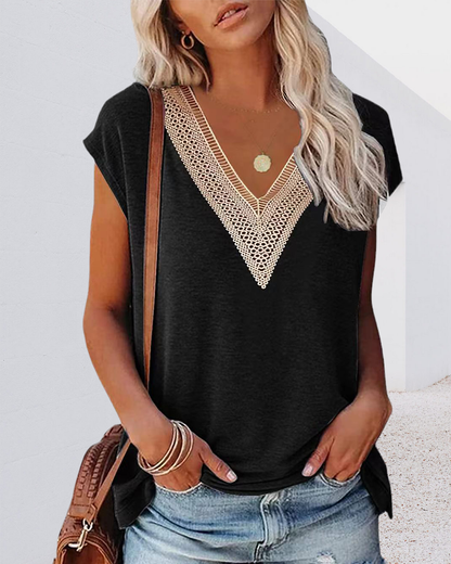 Laluna® | V-hals T-shirt met Kant