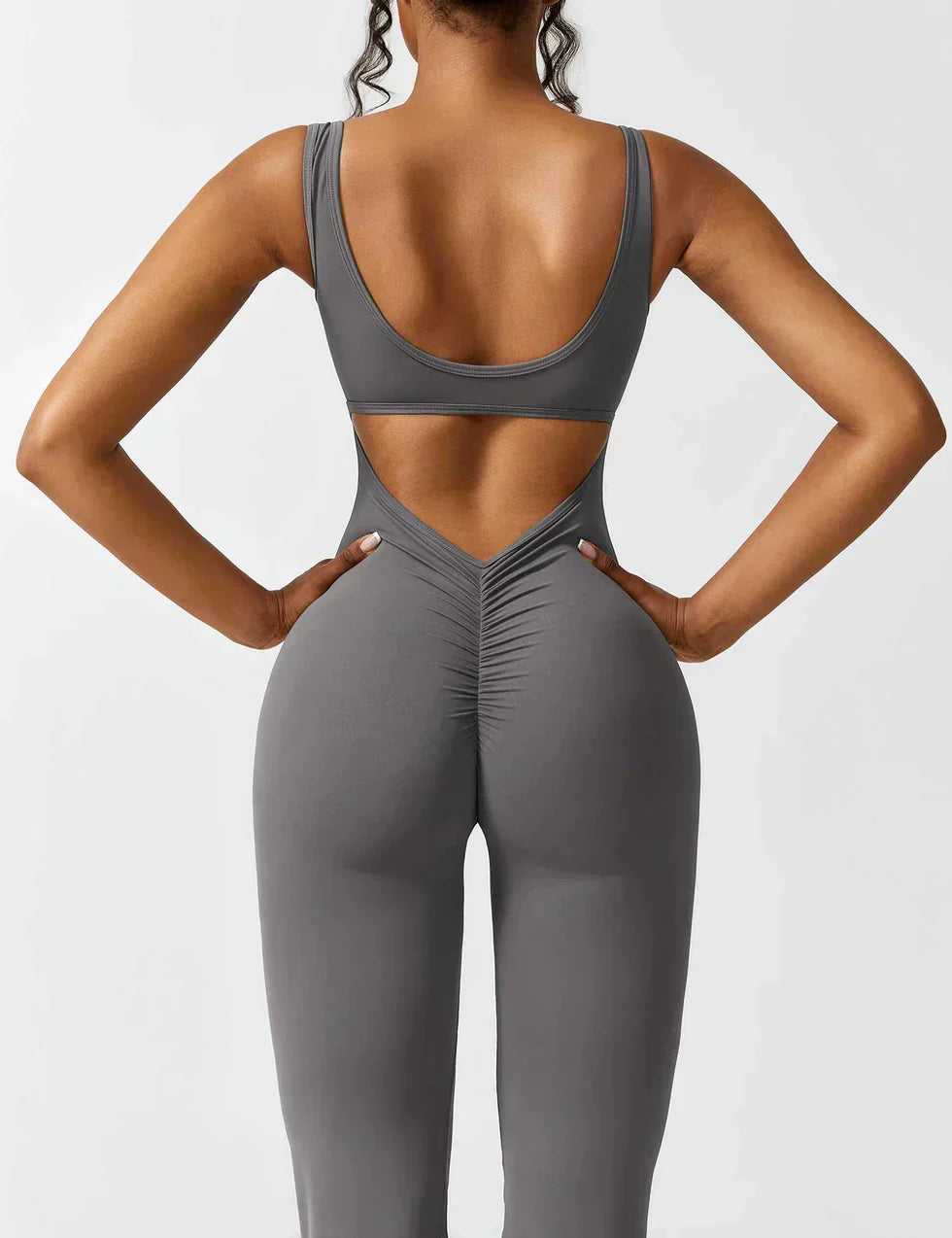 NOËLLE™ | Trendy & Flatterende V-Back Jumpsuit